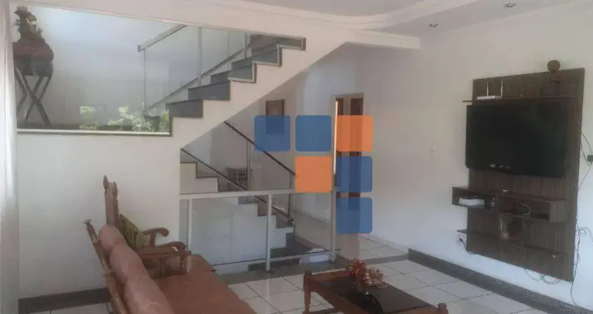 Cobertura com 4 dormitórios à venda, 250 m² por R$ 450.000,00 - Centro - Sabará/MG