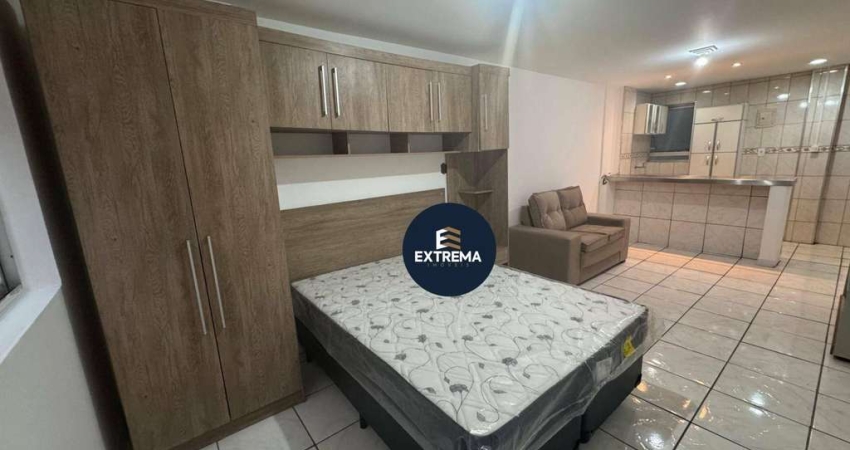 Kitnet Ampla e Mobiliada a 200m da Praia!
