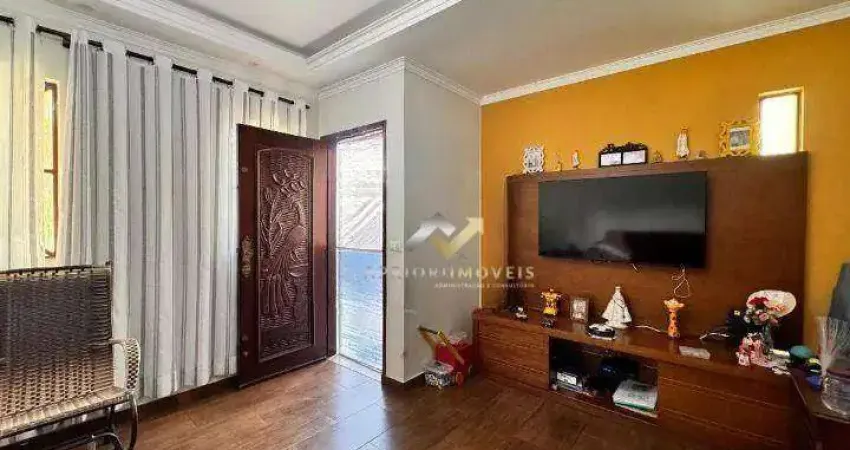 Sobrado com 3 dormitórios à venda, 179 m² por R$ 710.000,00 - Santo André - Santo André/SP