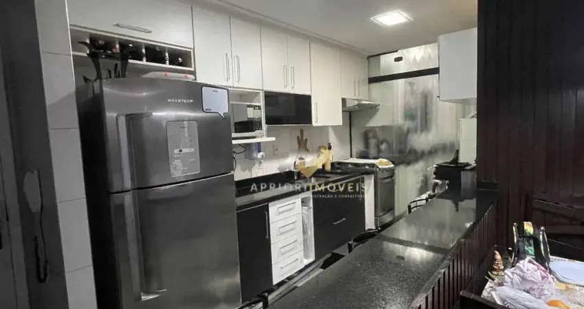 Apartamento com 3 dormitórios à venda, 63 m² por R$ 300.000,00 - Jardim Santo André - Santo André/SP