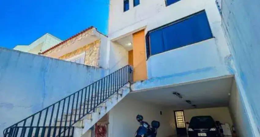 Sobrado com 03 dormitórios à venda, 257 m² na Parque Jaçatuba - Santo André/SP