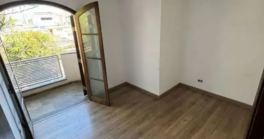 Sobrado com 3 dormitórios à venda, 224 m² por R$ 800.000,00 - Parque Jaçatuba - Santo André/SP