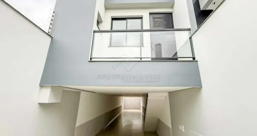 Casa Assobradada com 02 dormitórios à venda, 183 m² na Vila Alpina - Santo André/SP