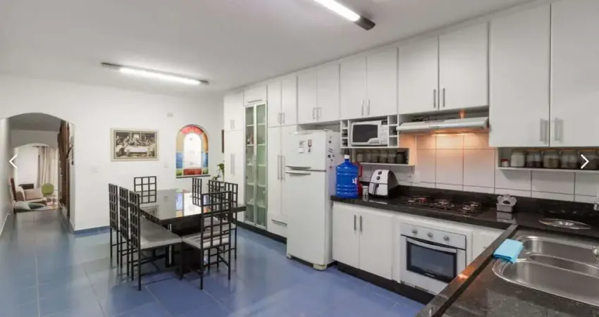 Sobrado com 3 dormitórios à venda, 300 m² por R$ 720.000,00 - Vila Helena - Santo André/SP