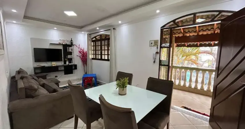Sobrado com 3 dormitórios à venda, 250 m² por R$ 680.000,00 - Jardim Irene - Santo André/SP