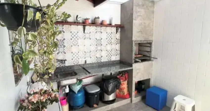 Sobrado com 3 dormitórios à venda na Vila Helena - Santo André/SP