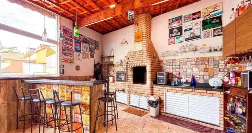 Sobrado à venda por R$ 915.000 na Vila Progresso, Santo André/SP