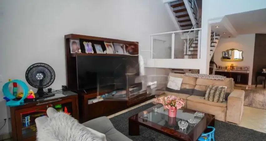 Sobrado com 03 quartos á venda ou locação no Jardim Utinga - Santo André/SP