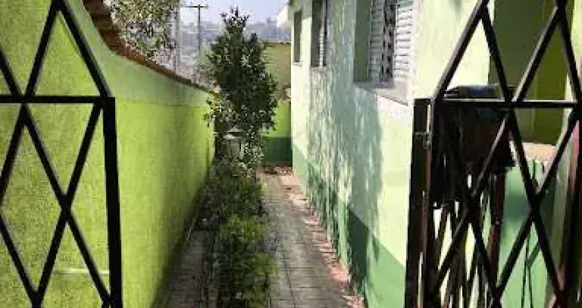 Casa com 4 dormitórios à venda, 200 m² por R$ 1.270.000,00 - Vila Pires - Santo André/SP