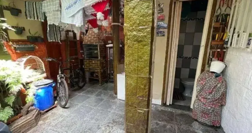 Sobrado com 3 dormitórios, 81 m² - venda por R$ 640.000 ou aluguel por R$ 5.000/mês - Utinga - Santo André/SP