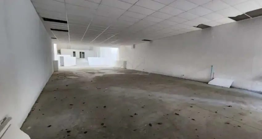 Salão com 05 vagas para locação, 600m² no Centro - Diadema/SP