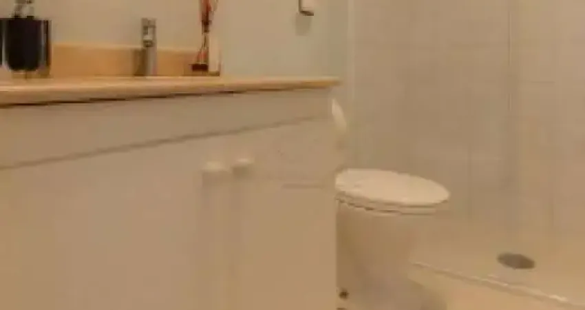 Casa com 3 quartos para alugar na Vila Bastos, Santo André