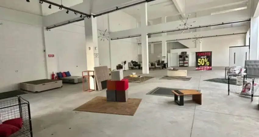 Salão/galpão para locação de 400m² e 4 vagas no recuo em vila metalúrgica - santo andré