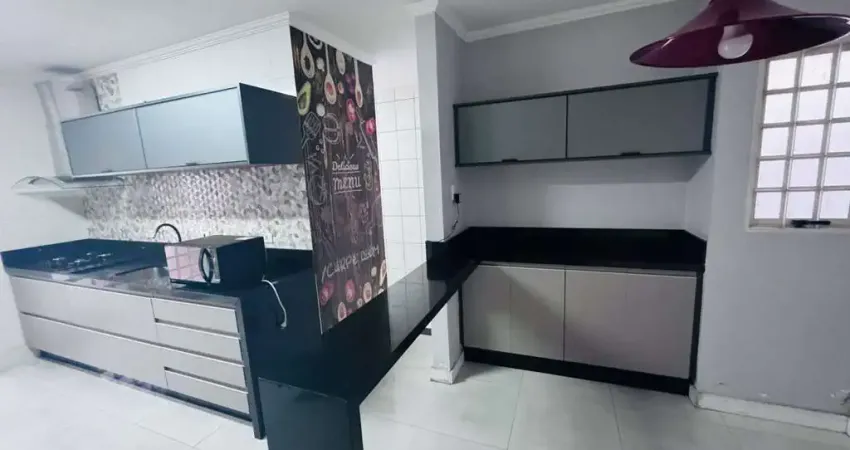 Sobrado com 03 quartos para venda ou locação, 210 m² em Utinga - Santo André/SP