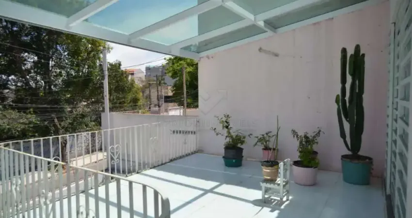 Casa Assobradada com 2 dormitórios para venda ou locação, 250m² na Vila Valparaíso - Santo André/ SP