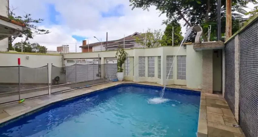 Sobrado com Piscina e 04 Quartos à venda, 300m² por R$ 1.595.000,00 no Parque dos Pássaros, São Bernardo do Campo - SP