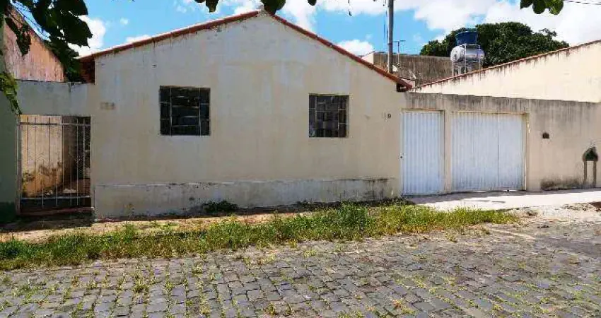 Casa com 2 quartos à venda no Martins, Uberlândia 