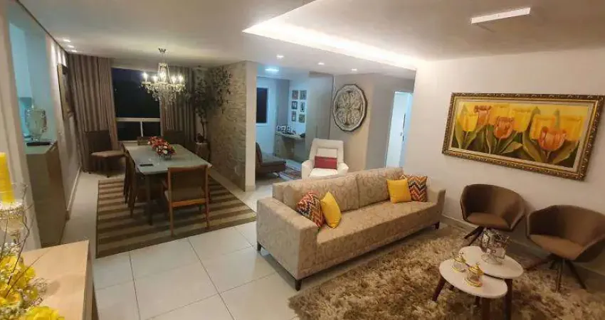 Apartamento - Padrão, para Venda em Uberlândia/MG