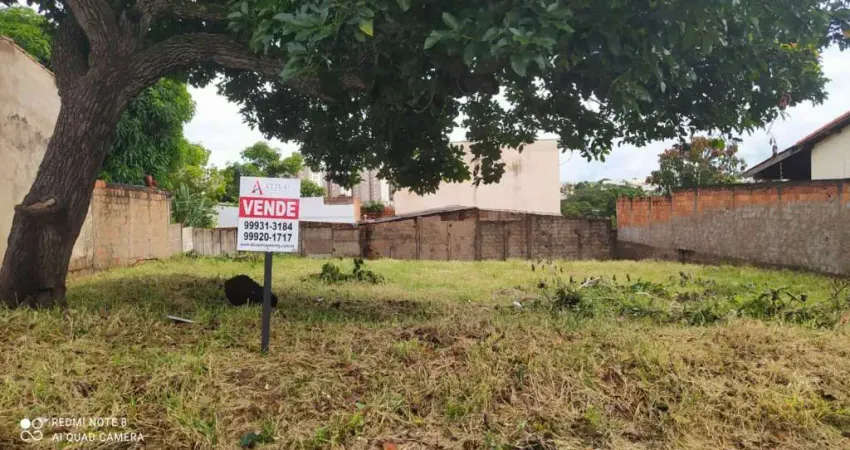 Terreno à venda no Lagoinha, Uberlândia 