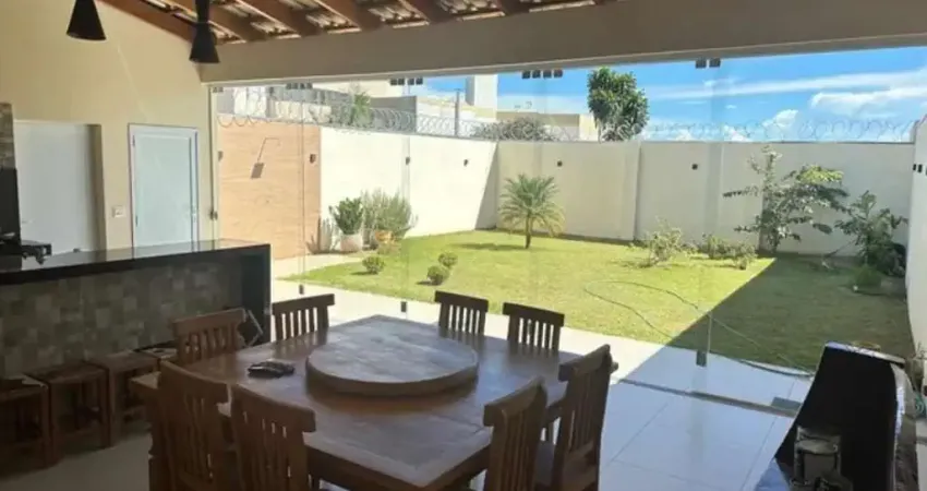Casa com 3 quartos à venda no Brasil, Uberlândia 