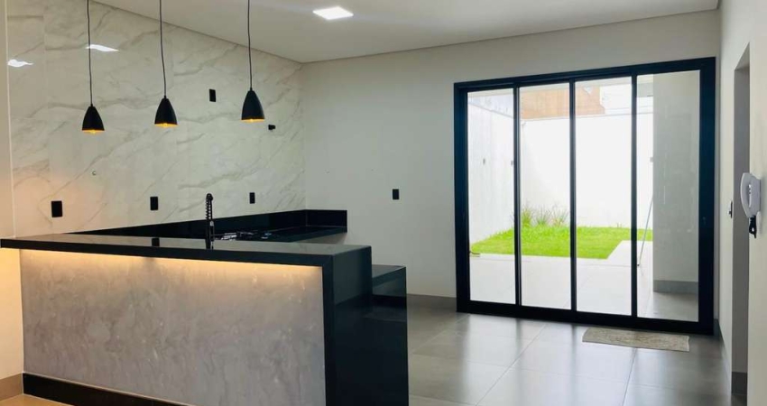 Casa - Padrão, para Venda em Uberlândia/MG