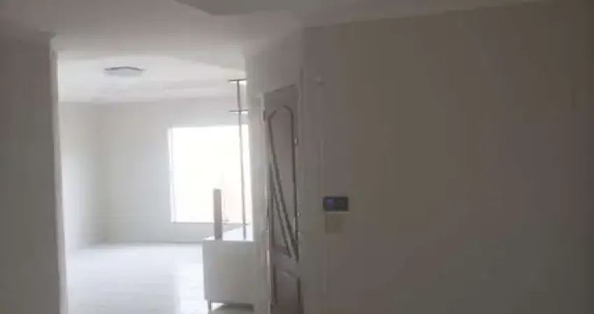 Casa - Padrão, para Venda em Uberlândia/MG