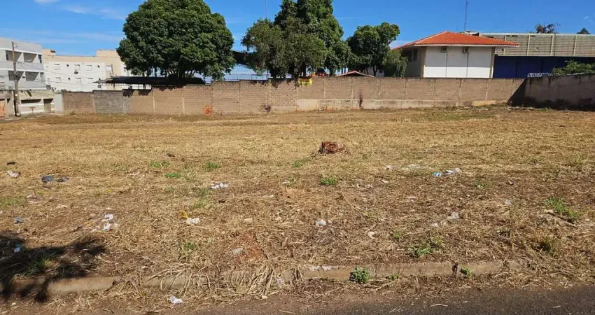 Terreno - Em rua, para Venda em Uberlândia/MG