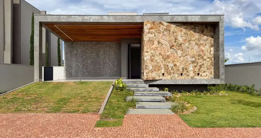Casa - Sobrado em condomínio, para Venda em Uberlândia/MG