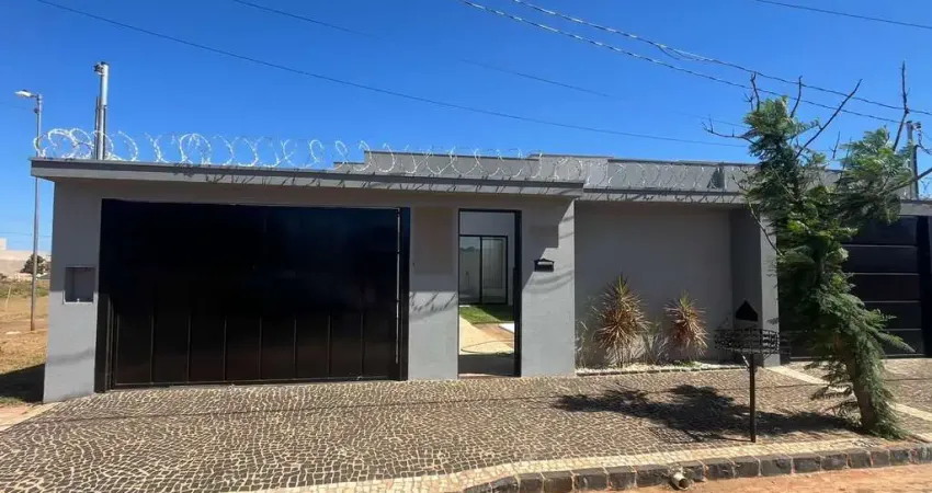 Casa com 3 quartos à venda no Novo Mundo, Uberlândia 