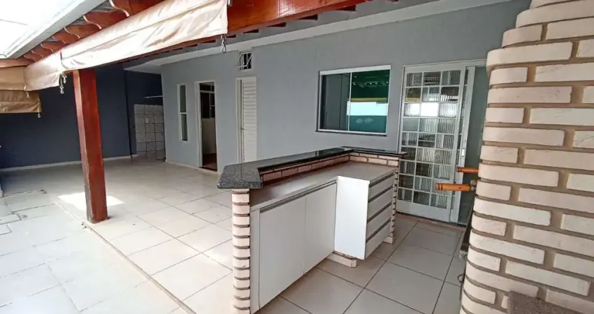 Casa com 4 quartos à venda no Santa Rosa, Uberlândia 