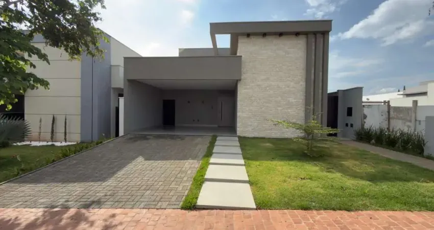 Casa com 3 quartos à venda em Varanda Sul, Uberlândia 