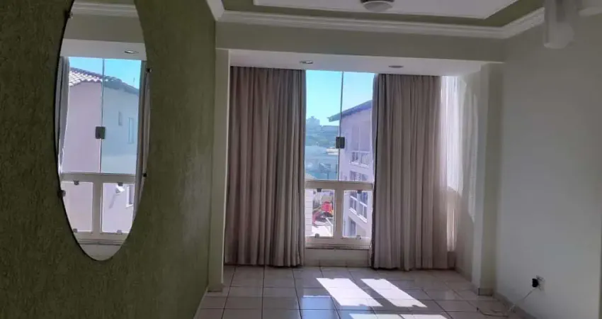 Apartamento com 2 quartos para alugar no Umuarama, Uberlândia