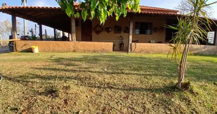 Chácara com 3 dormitórios à venda, 5000 m² por R$ 750.000,00 - Anhumas - Pouso Alegre/MG