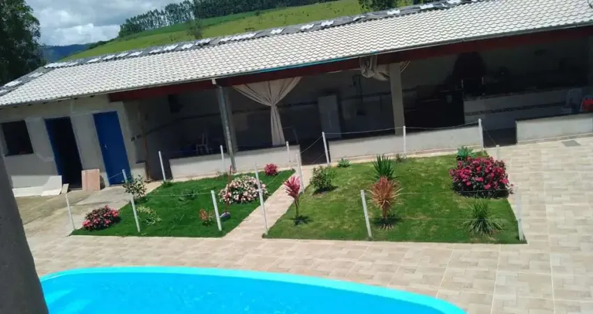 Chácara Escriturada com 3 dormitórios à venda, 700 m² por R$ 450.000 - São José do Pantano - Pouso Alegre/MG