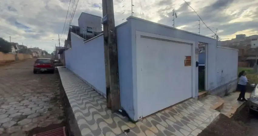 Casa com 3 dormitórios à venda, 118 m² por R$ 470.000,00 - Centro - Congonhal/MG