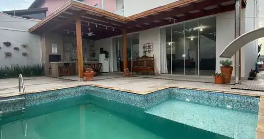 Casa com 3 dormitórios à venda, 317 m² por R$ 1.100.000,00 - Ibirá - Pouso Alegre/MG