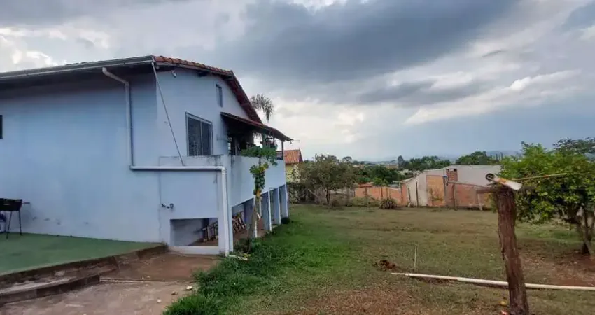 Chácara com 2 dormitórios à venda, 1311 m² por R$ 520.000,00 - Curralinho - Pouso Alegre/MG