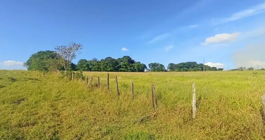 Terreno à venda, 8584 m² por R$ 200.000,00 - Canta Galo - Pouso Alegre/MG
