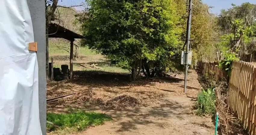 Chácara com 3 dormitórios à venda, 4500 m² por R$ 600.000,00 - Santo Expedito - Pouso Alegre/MG