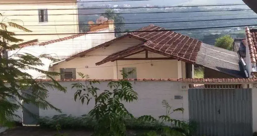 Casa com aptidão comercial à venda, 82 m² por R$ 400.000 - Altavile - Pouso Alegre/MG