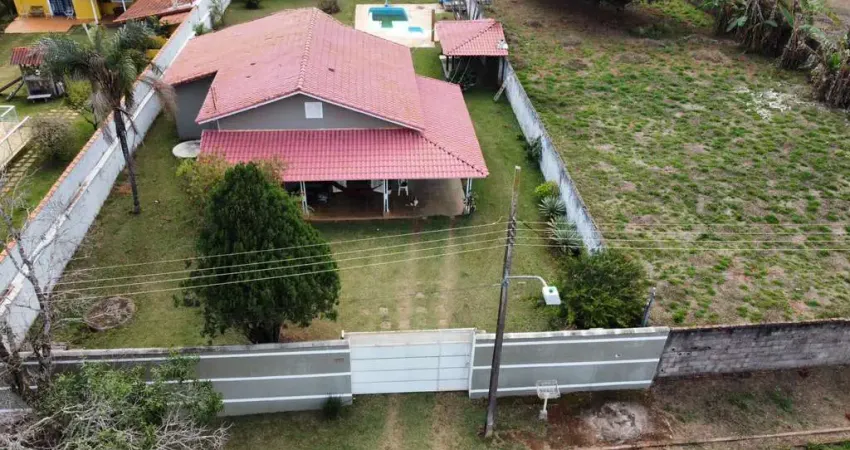 Chácara com 3 dormitórios à venda, 1000 m² por R$ 480.000,00 - Colina dos Bandeirantes - Pouso Alegre/MG