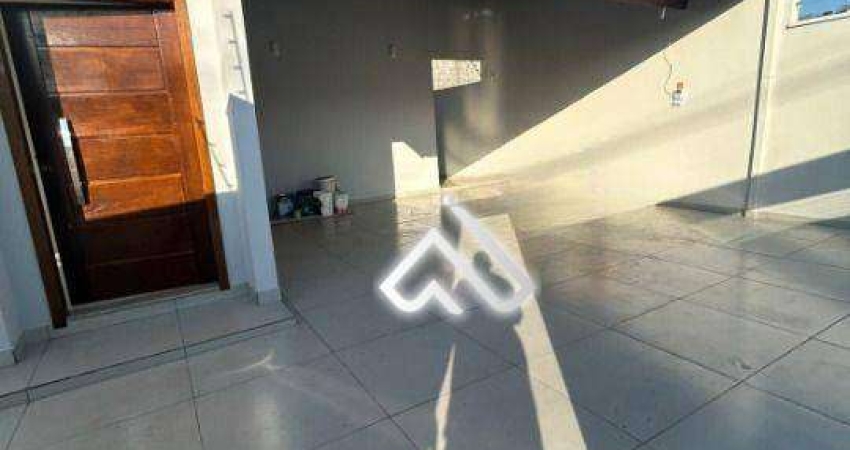 Casa com 3 dormitórios à venda, 200 m² por R$ 920.000 - Buritis - Pouso Alegre/MG