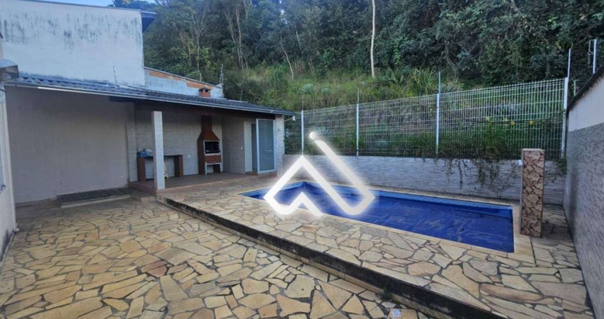 Casa com 3 dormitórios à venda, 120 m² por R$ 440.000 - Jacarandá - Pouso Alegre/MG