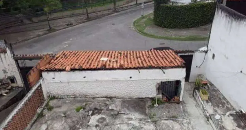 Casa à venda na Rua Goianinha, 415, Curicica, Rio de Janeiro