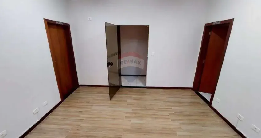 Procurando o espaço perfeito para o seu negócio? Esta sala comercial é ideal para você!