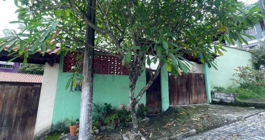 Casa à venda em Duque de Caxias, Jardim Primavera, com 2 quartos, com 71.04 m²