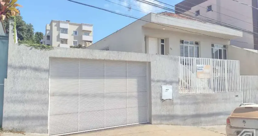 Casa com 5 quartos à venda na Rua Tenente Pinto Duarte, 631, Centro, Ponta Grossa