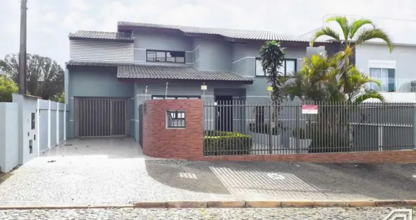 Residência de Alto Padrão no Bairro Órfãs