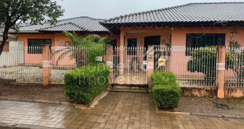 Casa com 3 quartos à venda na Rua Rodolfo Fernandes Garabeli, 218, Centro, Reserva