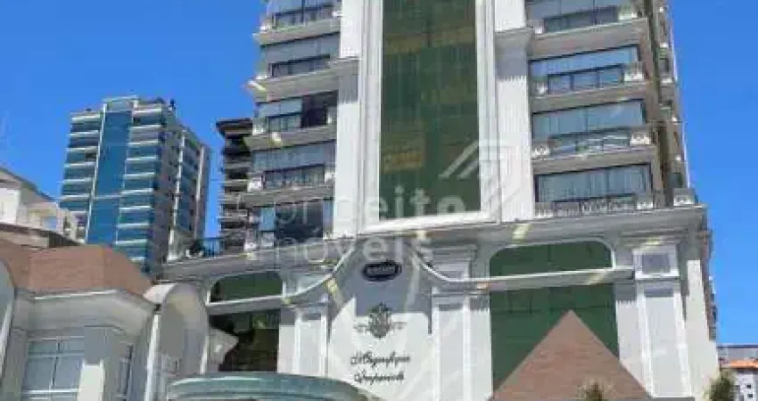 Apartamento com 4 quartos à venda na Rua 1208, 45, Meia Praia, Itapema